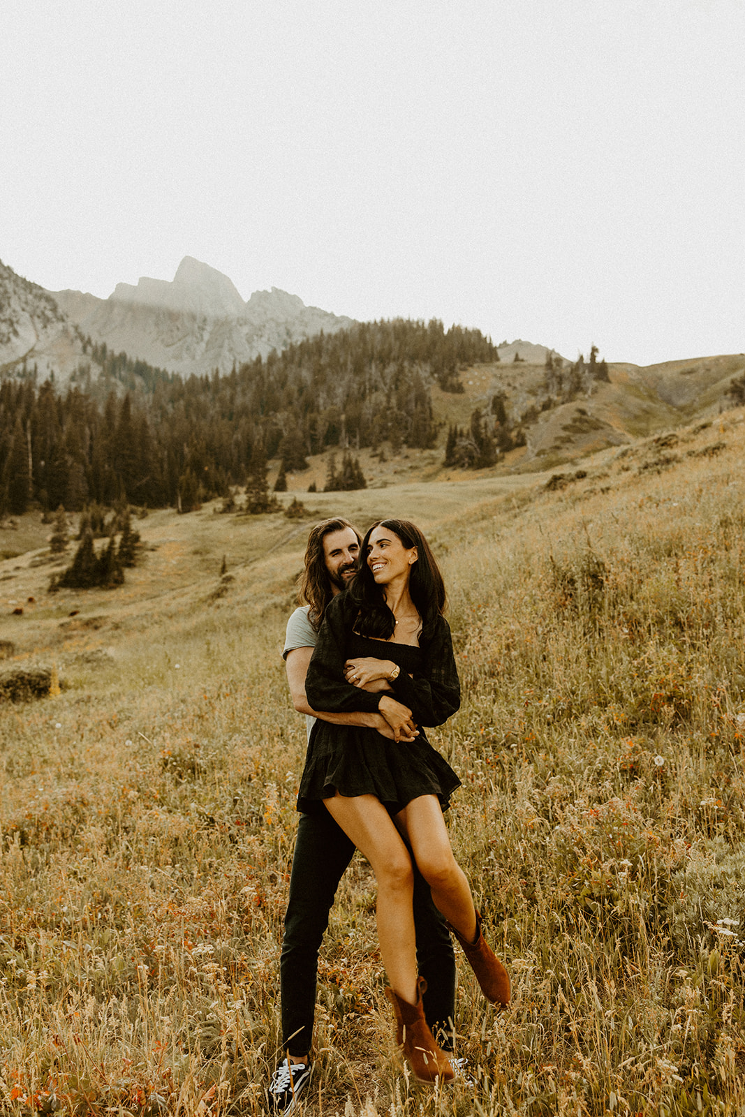 Adventure Couples Photos In The Mountains Of Bozeman, Montana