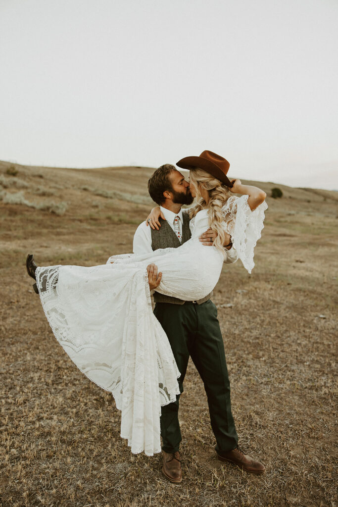 Bride and grooms western wedding portraits captured by Tawnee Bree - Montana Wedding Photographer